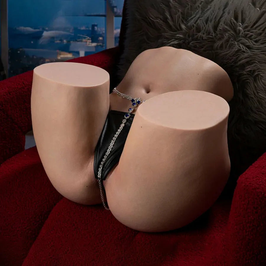 Tessa: 16.99 kg Silicone Sex Doll Ass with 117 cm Hips & Two 15 cm Channels